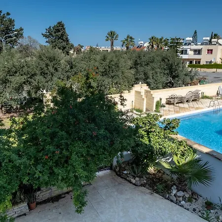 Pirate Harbor Townhouse - Pool - Patio - Walk To Apartment *