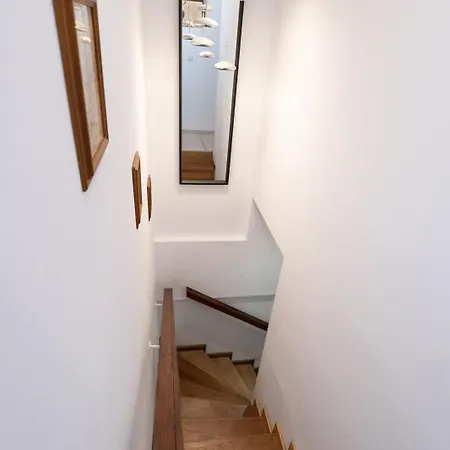 Pirate Harbor Townhouse - Pool - Patio - Walk To Apartment Paphos