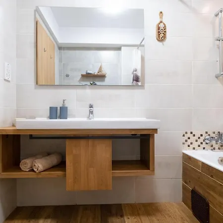 Townhouse By The Sea Pirate Harbor * Paphos