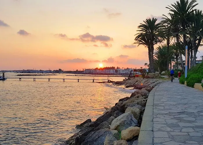 Townhouse By The Sea Pirate Harbor Apartmán *